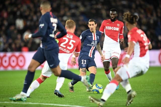 天空：埃弗顿考虑冬窗引进中锋，有意齐尔克泽和伊万-托尼