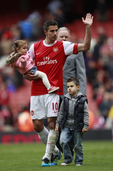 官方：22岁195cm前锋大卫相泽加盟神户胜利船（神户胜利船官宣签下22岁、身高195cm的前锋大卫相泽）