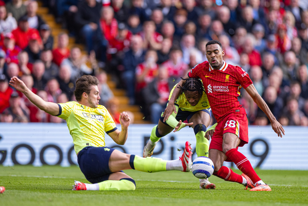 球迷协会公开反对赛制改动，呼声高涨