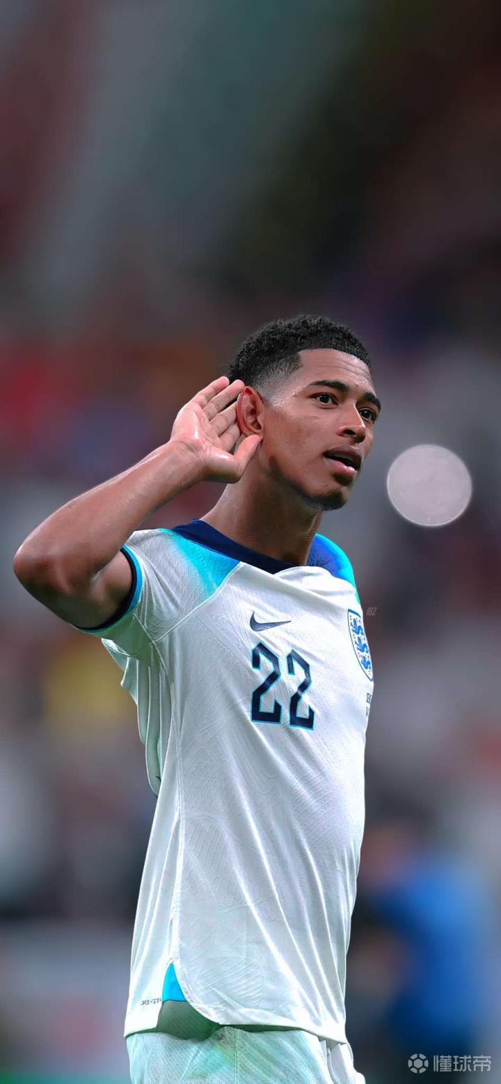 媒体人：切尔西野蛮踢法不可取，伯恩茅斯就深受红牌停赛影响