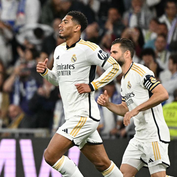 阿奇姆彭本赛季已打入15球，追平河南队单赛季进球纪录（阿奇姆彭本季斩获15球，追平河南队单季进球纪录）