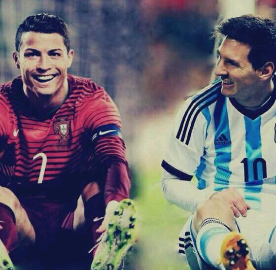 新疆一家进出口贸易公司向阿图什市捐赠足球场，价值1亿元