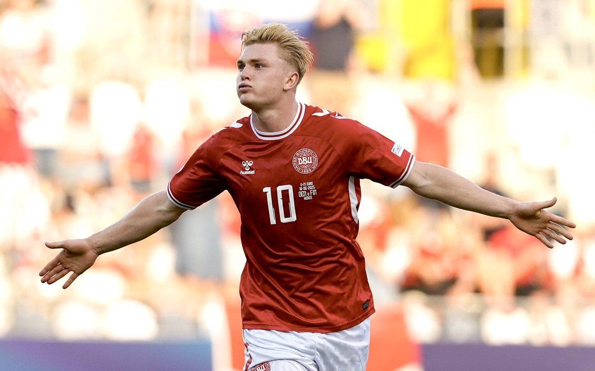 携手梅西？记者：迈阿密国际已在为莱万多夫斯基寻找住处（或联手梅西？记者称迈阿密国际已为莱万多夫斯基物色住所）