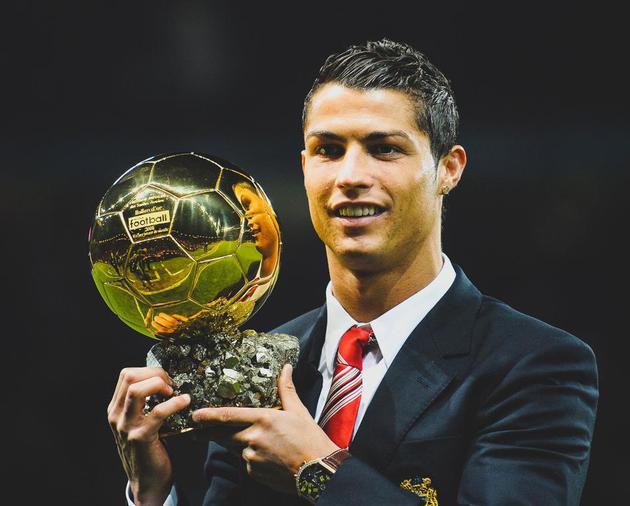 阿夫迪亚空砍37分，马刺115-102击败开拓者，福克斯37分率队稳居西部第五