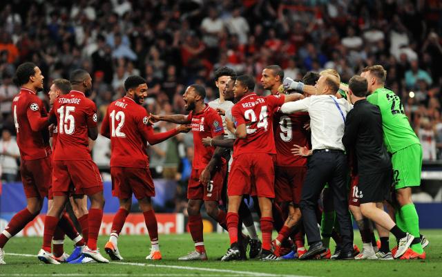 琼斯：为利物浦效力是从小的目标，200场里程碑不是我的终点（琼斯：自幼立志为利物浦而战，200场只是新的起点）