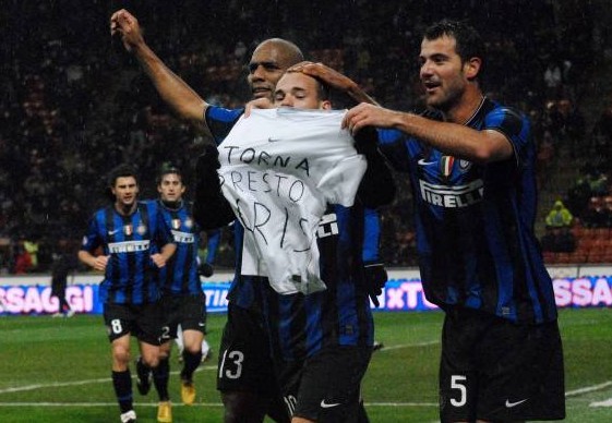 阿里纳斯：湖人总在尝试高难度出手，文森特都无视詹姆斯要球