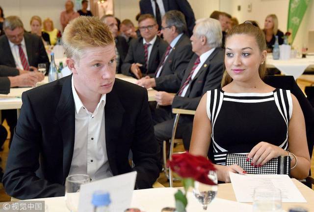 记者：摩纳哥已经决定明年夏天不会买断法蒂（记者：摩纳哥已决定明夏不执行法蒂买断条款）