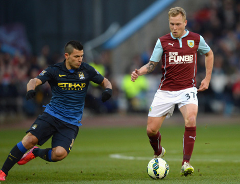 球队在最难的时候没有崩